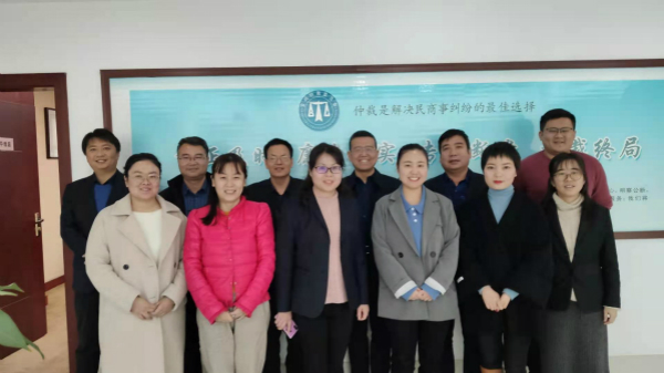 我办召开退休离职人员座谈会